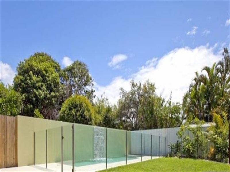 13 Pine Street, Wynnum QLD 4178