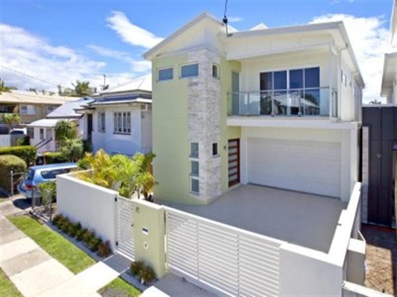 13 Pine Street, Wynnum QLD 4178