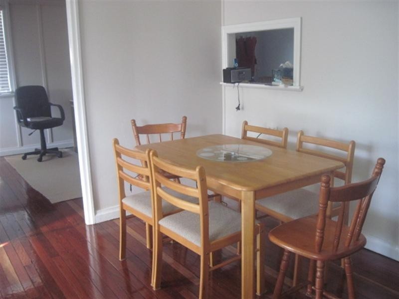 123 Wynnum North Road, Wynnum QLD 4178