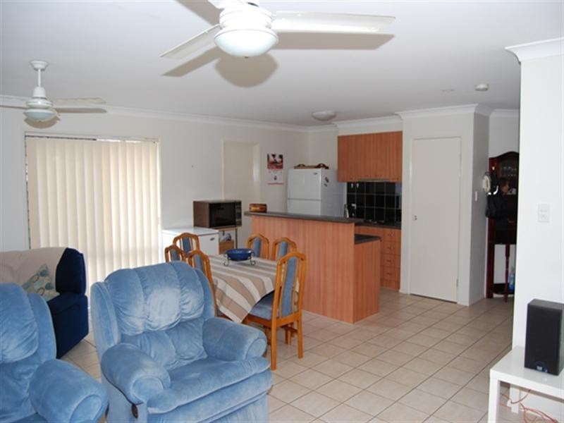 22 Araluen Street, Carindale QLD 4152