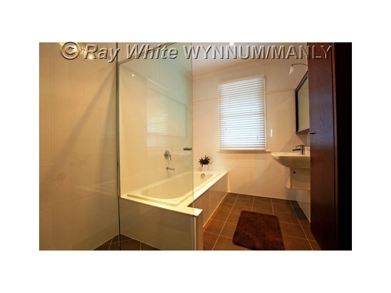 36 Pine Street, Wynnum QLD 4178