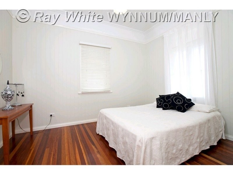 36 Pine Street, Wynnum QLD 4178