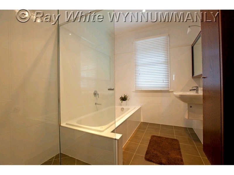 36 Pine Street, Wynnum QLD 4178