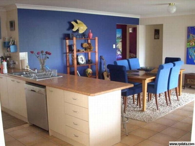 12 Tracey Street, Wynnum West QLD 4178