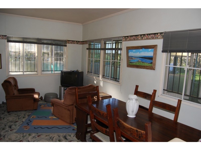 365 Tingal Road, Wynnum QLD 4178