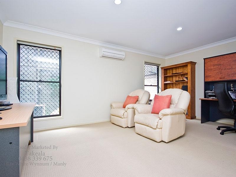 2 John Street, Manly West QLD 4179