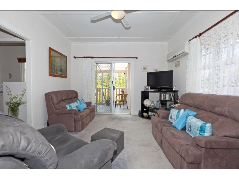 30 Carnation Street, Wynnum QLD 4178
