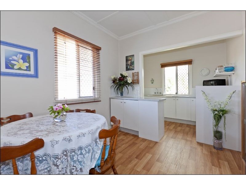 30 Carnation Street, Wynnum QLD 4178