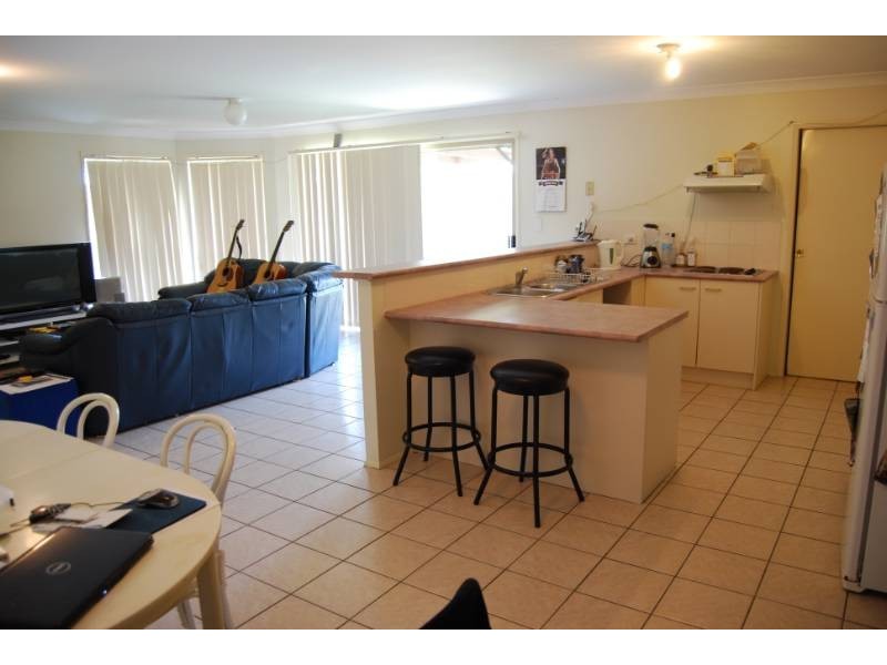 22 Jennifer Street, Birkdale QLD 4159