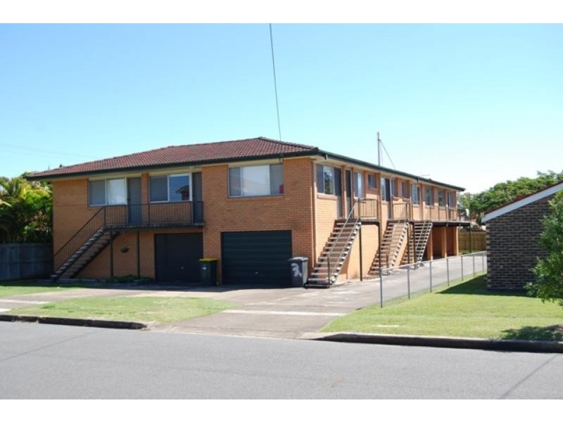 63 Emsworth Street, Wynnum QLD 4178