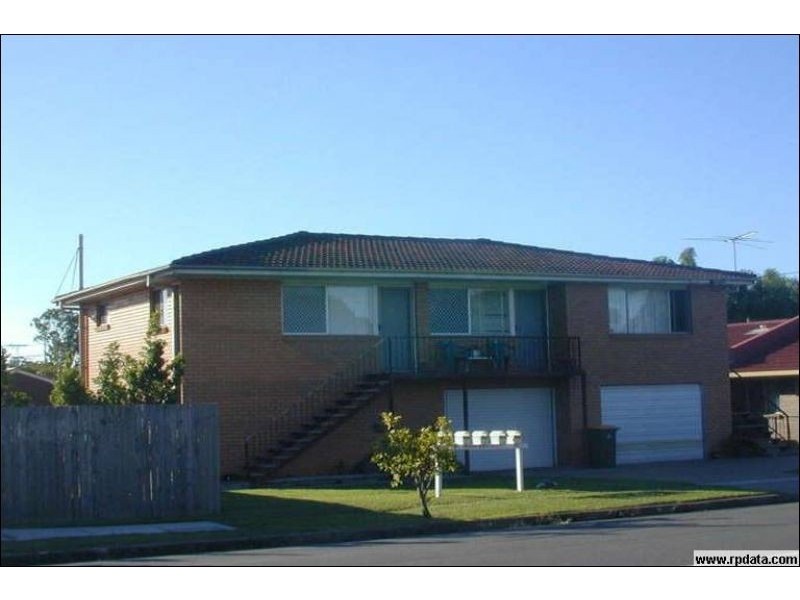 63 Emsworth Street, Wynnum QLD 4178