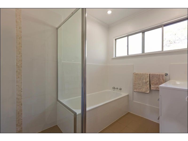 15 Tulkara Street, Manly West QLD 4179