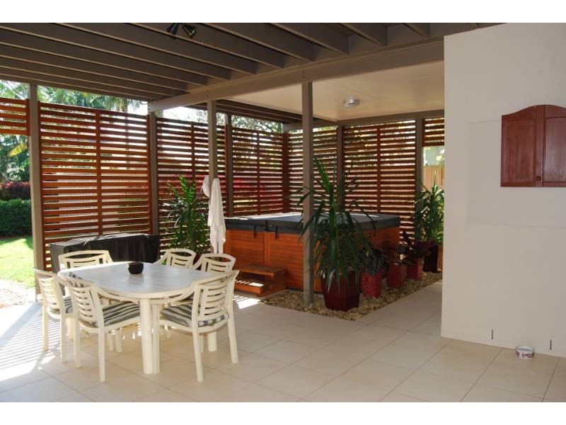 7 Blackwood Road, Manly West QLD 4179