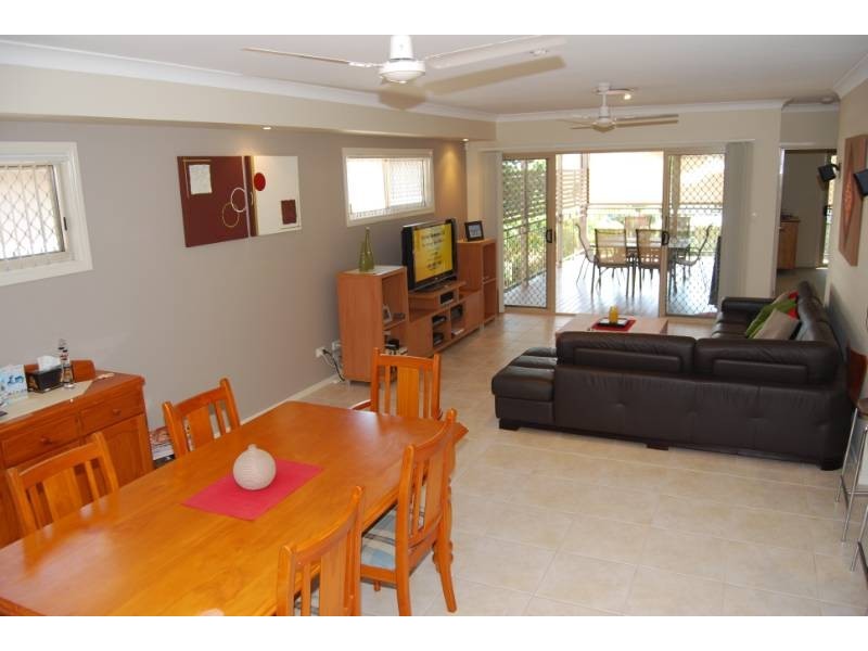 7 Blackwood Road, Manly West QLD 4179