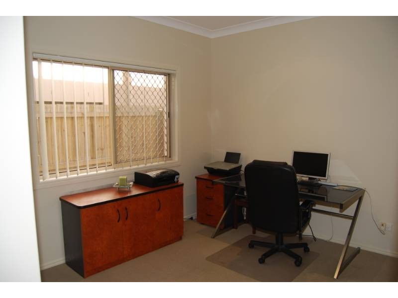 7 Blackwood Road, Manly West QLD 4179