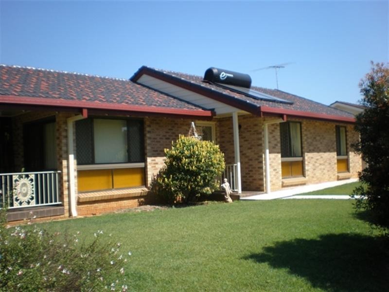 4 Catamaran Street, Manly West QLD 4179