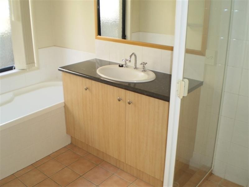 12 Murdock Place, Wakerley QLD 4154