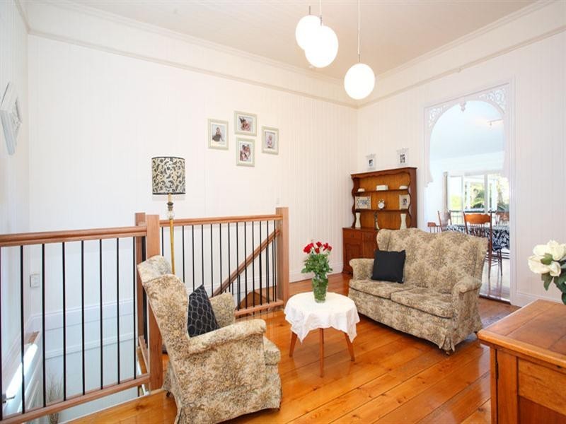 55 Coreen Street, Wynnum QLD 4178