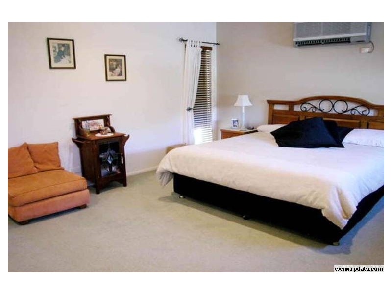 137 Mooroondu Road, Thorneside QLD 4158