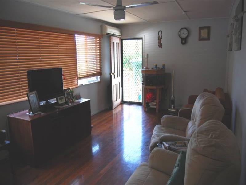261 Kianawah Road, Wynnum West QLD 4178