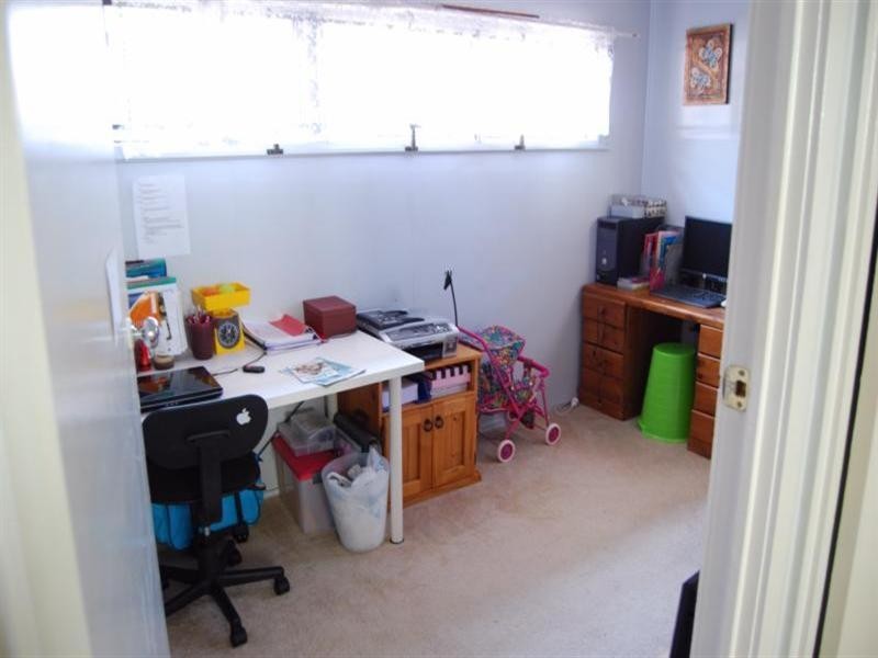 261 Kianawah Road, Wynnum West QLD 4178