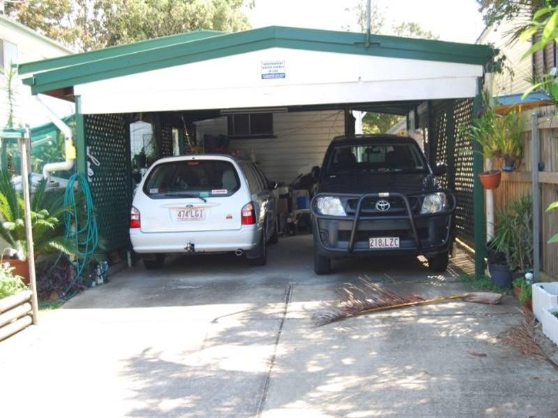 261 Kianawah Road, Wynnum West QLD 4178