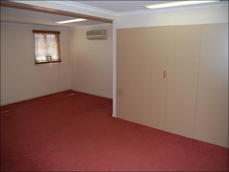 1 Akonna Street, Wynnum QLD 4178