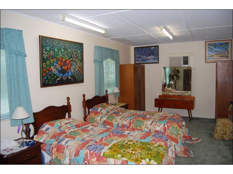 49 Greta Street, Manly West QLD 4179