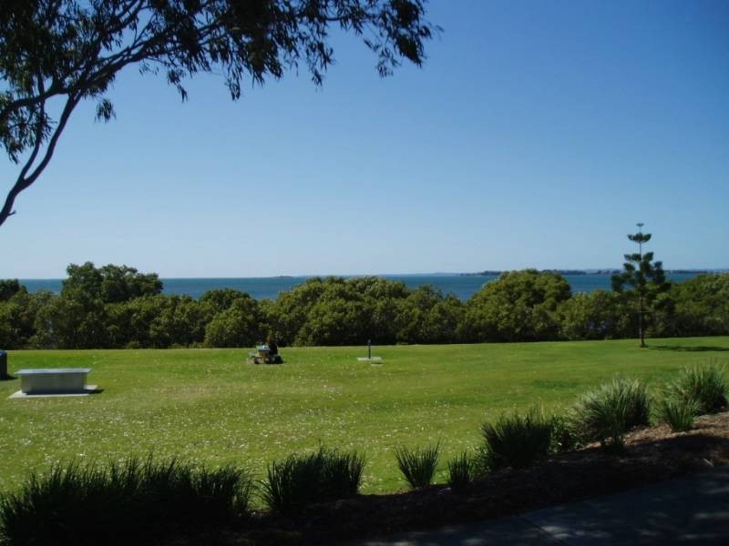 47 Bethania Street, Lota QLD 4179