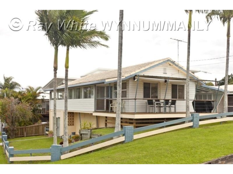 725 Esplanade, Lota QLD 4179