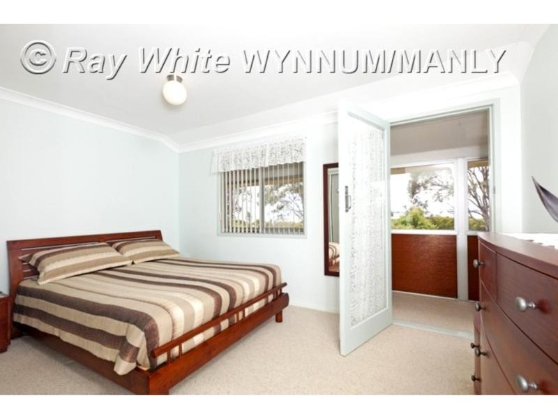 725 Esplanade, Lota QLD 4179