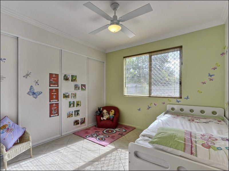 13 Walnut Street, Wynnum QLD 4178
