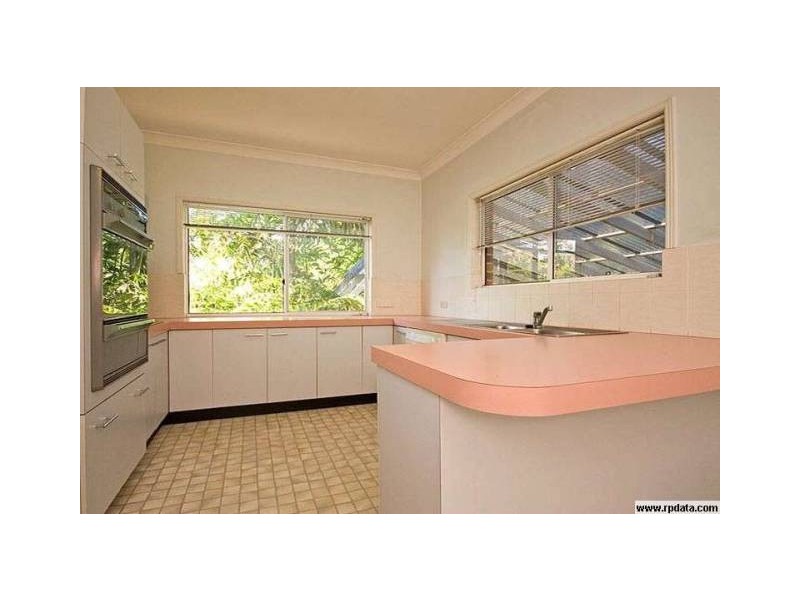 36 Hartigan Street, Belmont QLD 4153