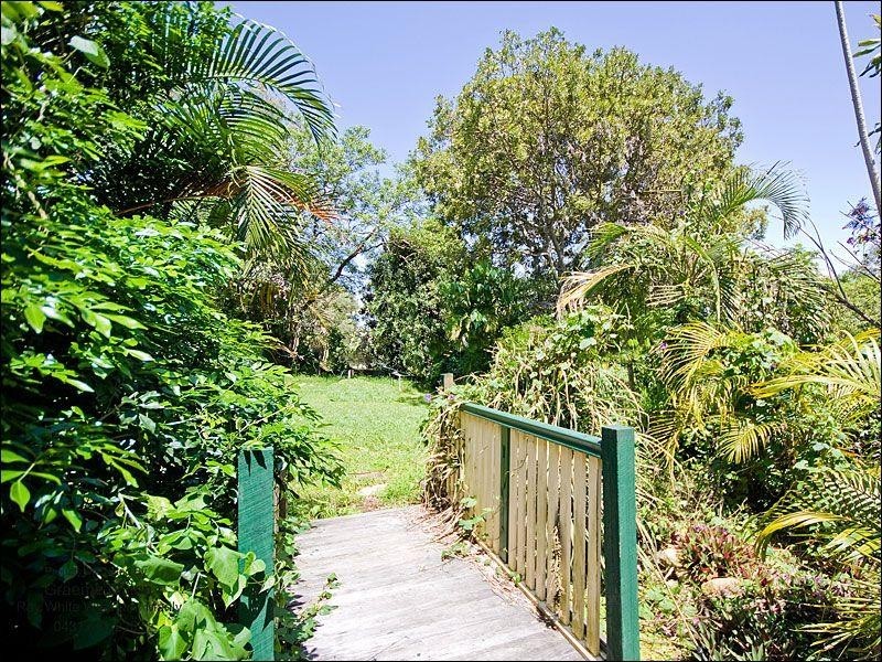 60 Valetta Street, Manly QLD 4179