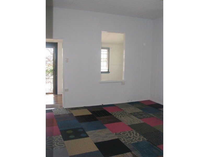 76 Cedar Street, Wynnum QLD 4178