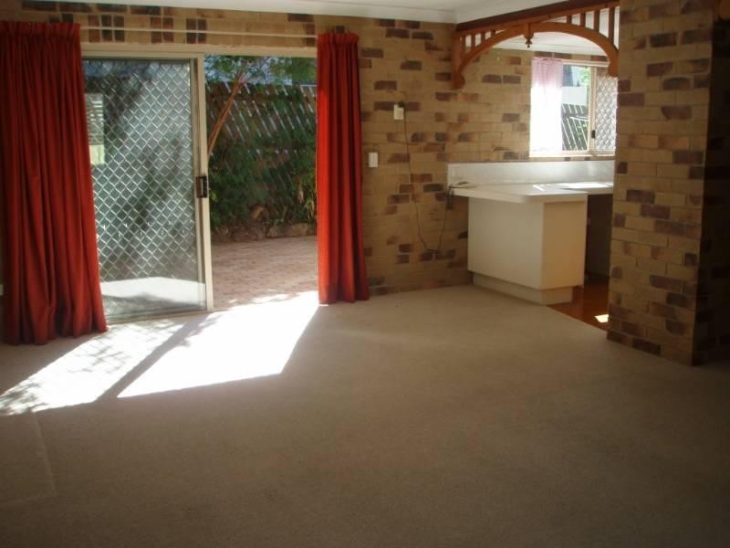 1/145 Melville Terrace, Manly QLD 4179