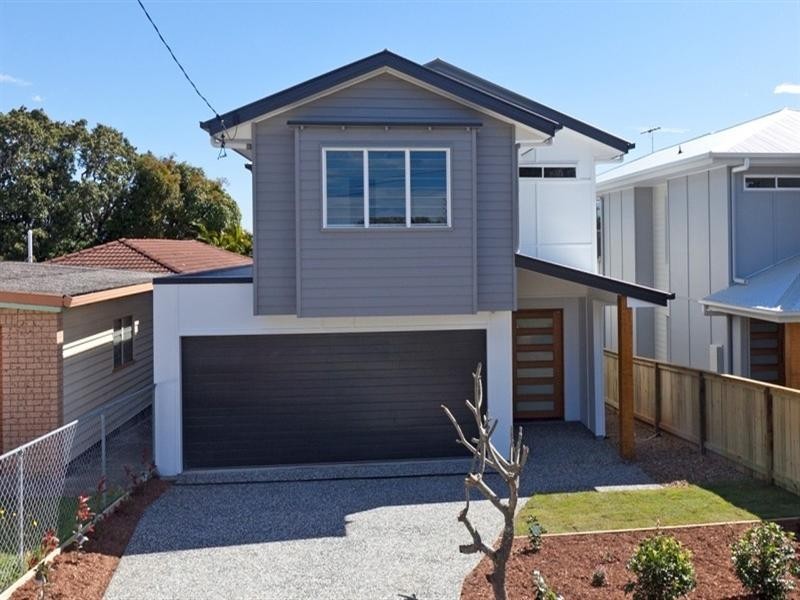 35 Seabreeze Road, Manly West QLD 4179