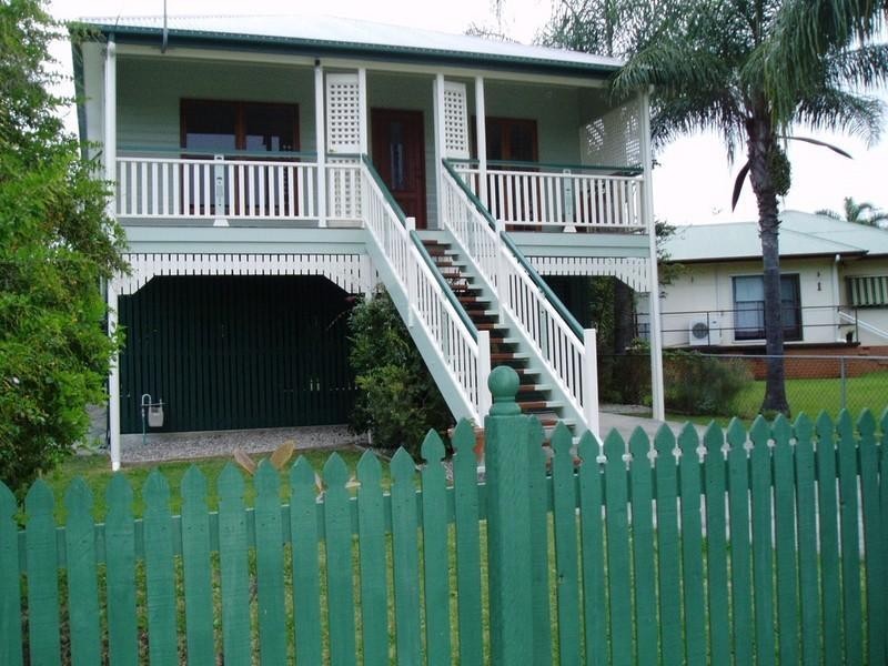 5 Hutton Avenue, Wynnum QLD 4178