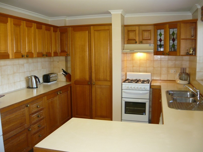 141 Cambridge Parade, Manly QLD 4179