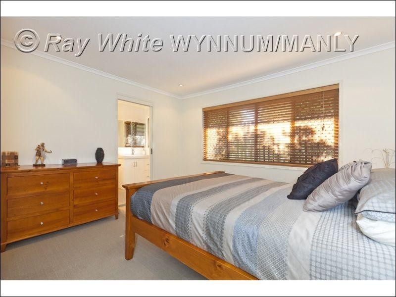 32 Network Drive, Wynnum West QLD 4178