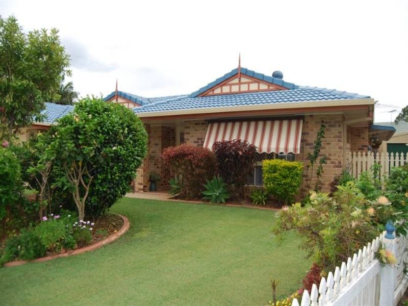 12 Jacaranda Street, Wynnum West QLD 4178