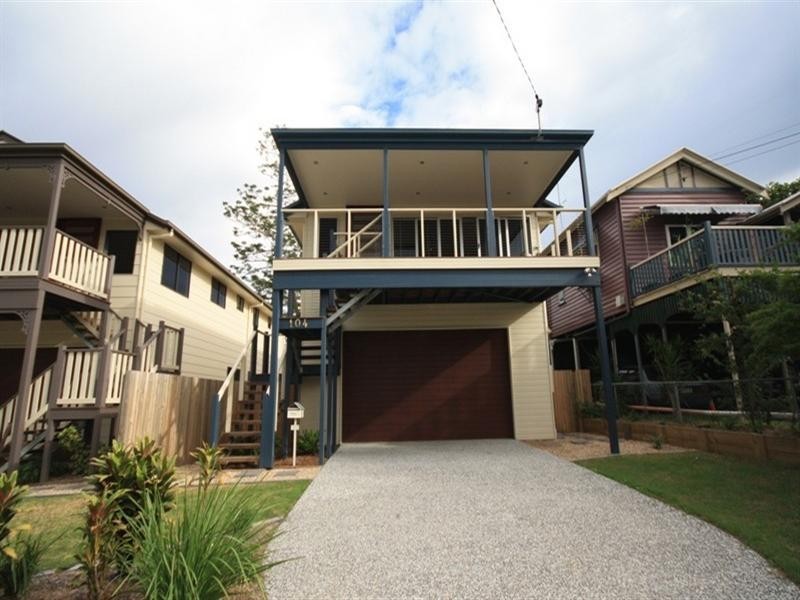 104 Gordon Parade, Manly QLD 4179