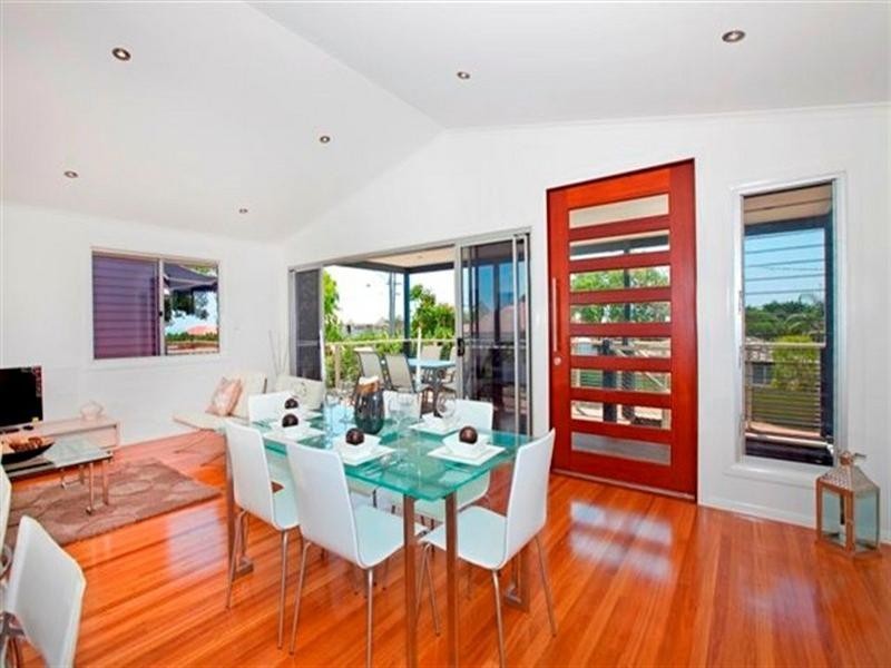 104 Gordon Parade, Manly QLD 4179