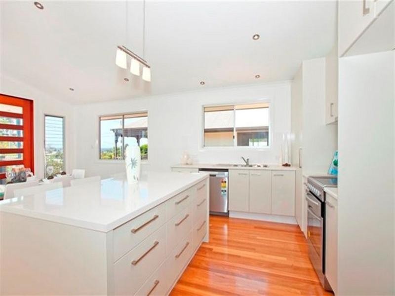 104 Gordon Parade, Manly QLD 4179