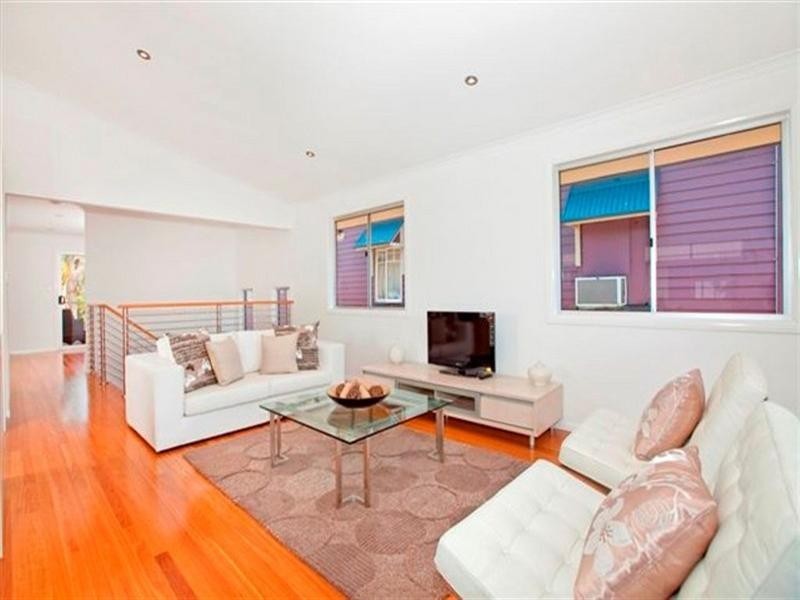 104 Gordon Parade, Manly QLD 4179