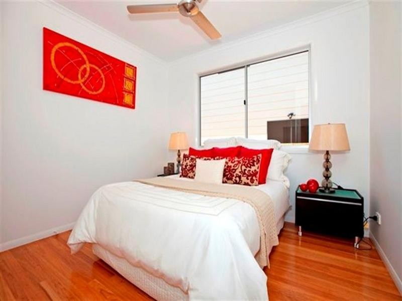 104 Gordon Parade, Manly QLD 4179