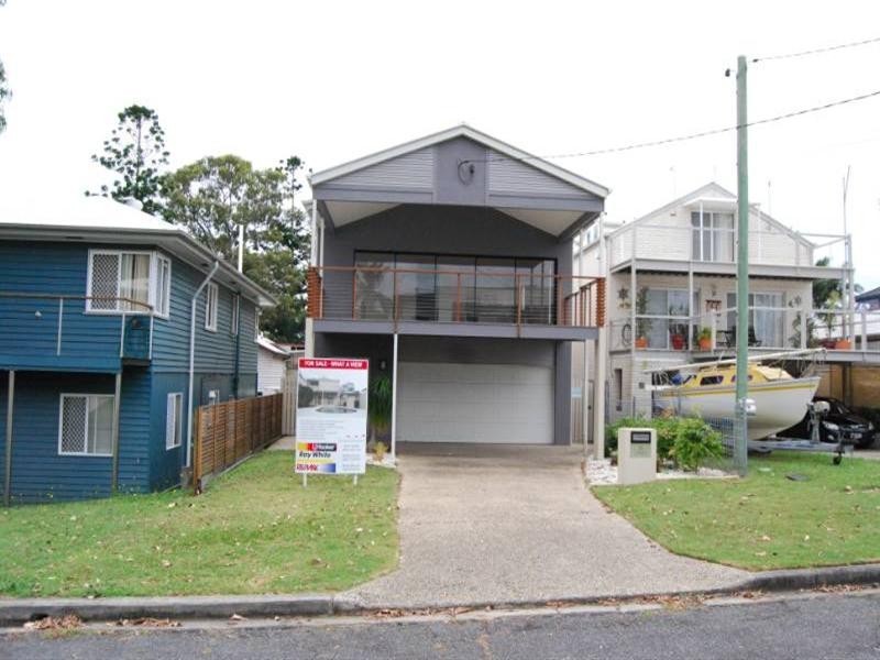 43 Crown Street, Wynnum QLD 4178