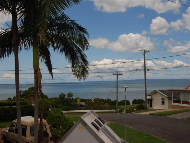 43 Crown Street, Wynnum QLD 4178