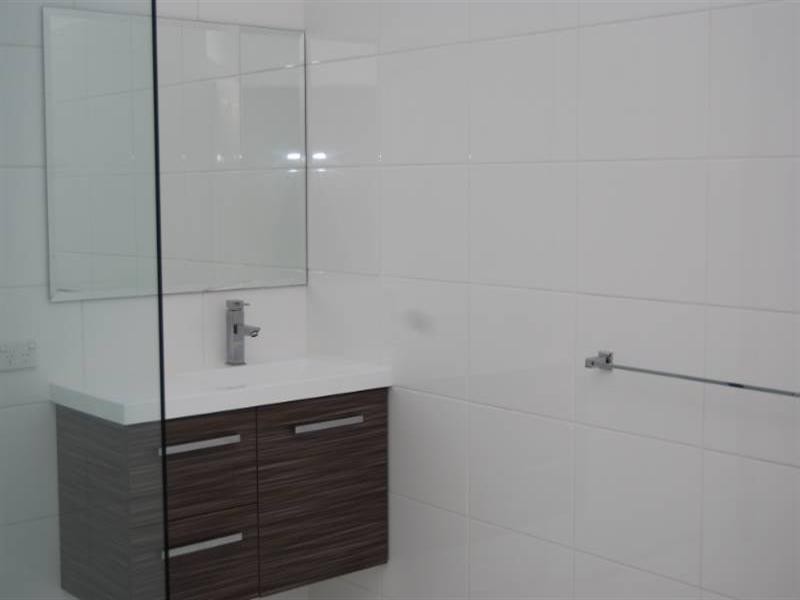 43 Crown Street, Wynnum QLD 4178