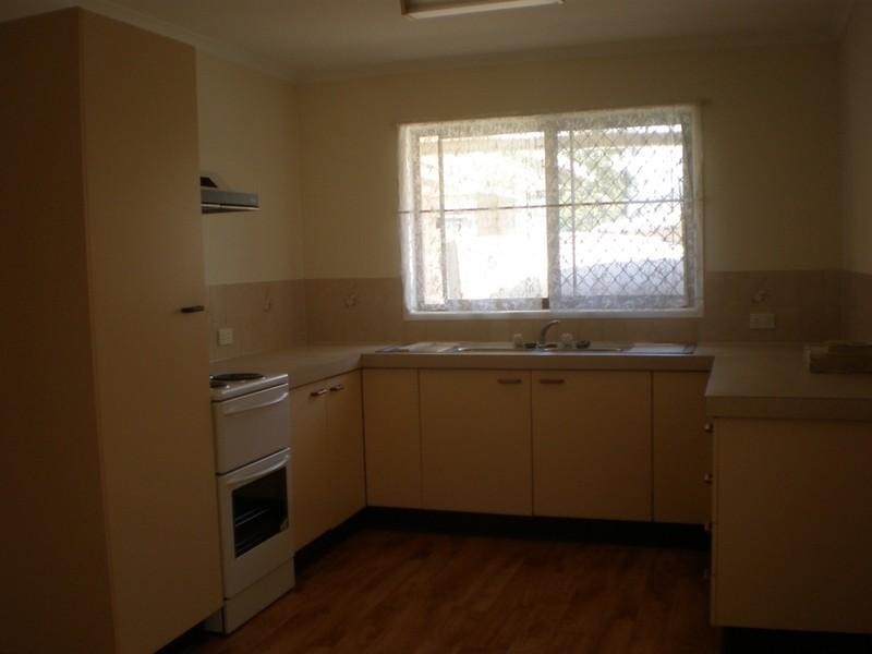 22 Violet Street, Wynnum QLD 4178